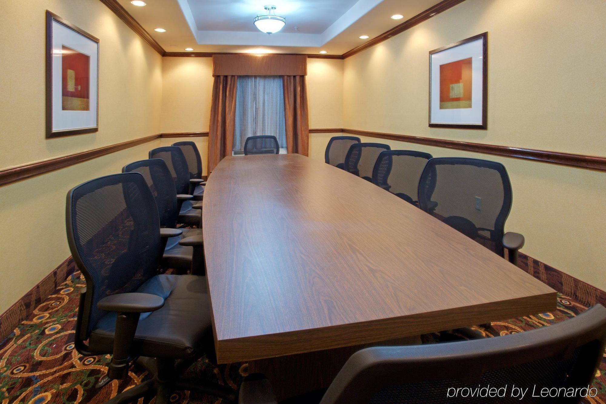 Holiday Inn Express Hotel & Suites Waller By Ihg Экстерьер фото