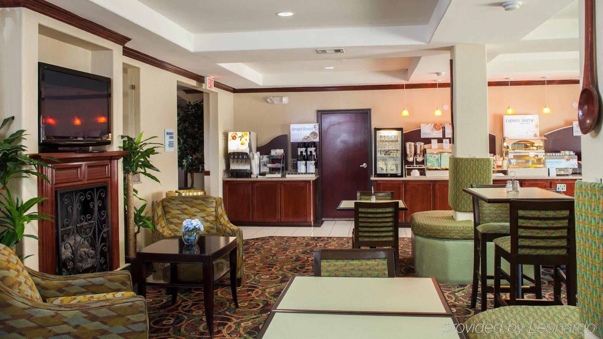 Holiday Inn Express Hotel & Suites Waller By Ihg Экстерьер фото